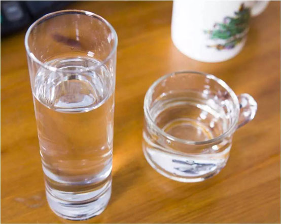 尿结石喝水有什么讲究？